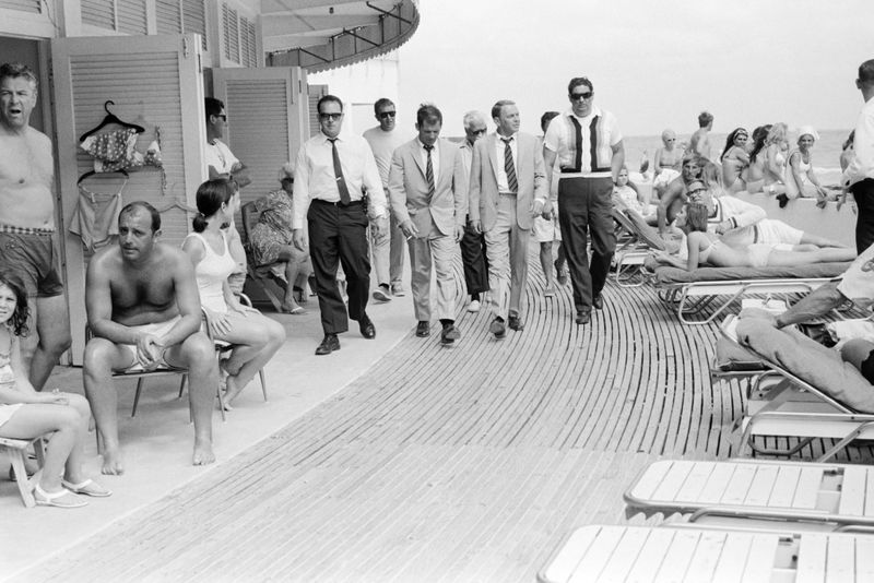 Frank Sinatra on the Boardwalk